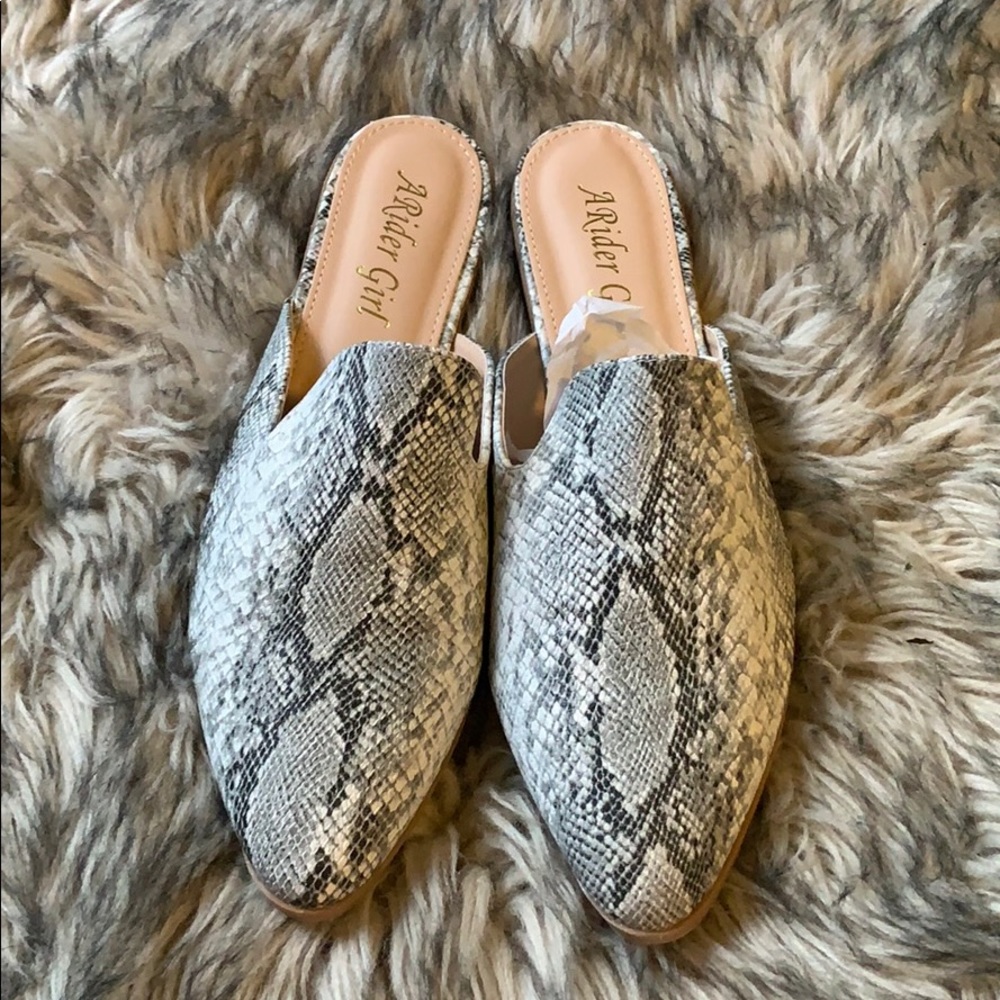 Snake Mules